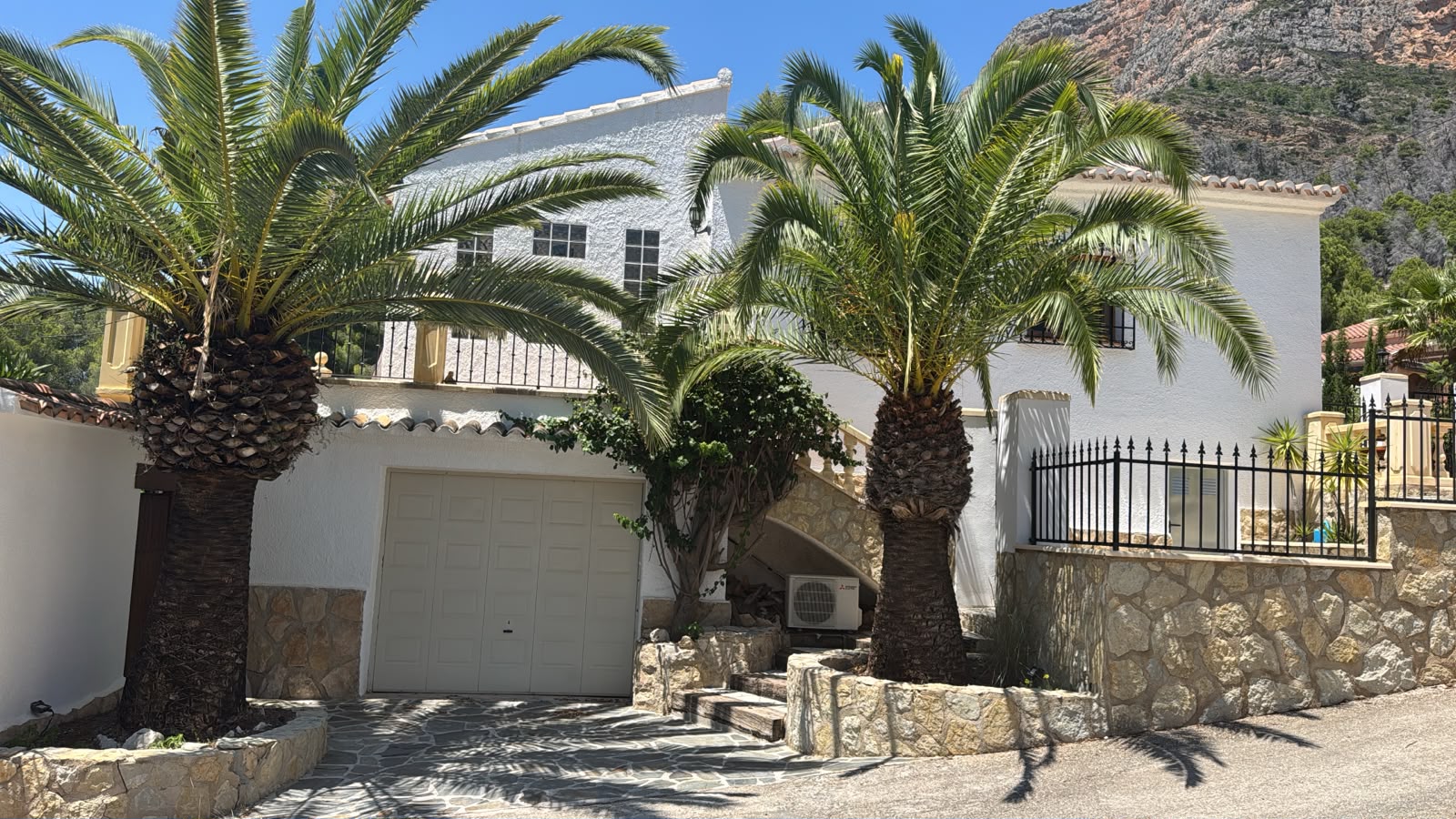 Imagen del servicio de mantenimiento de jardines de Palm Kings